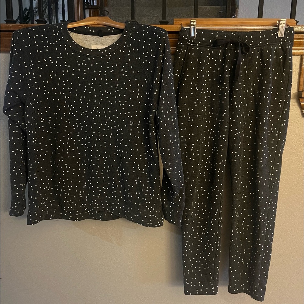 Loft’s Lou & Grey Charcoal Gray and White Tony star print Pajama Set